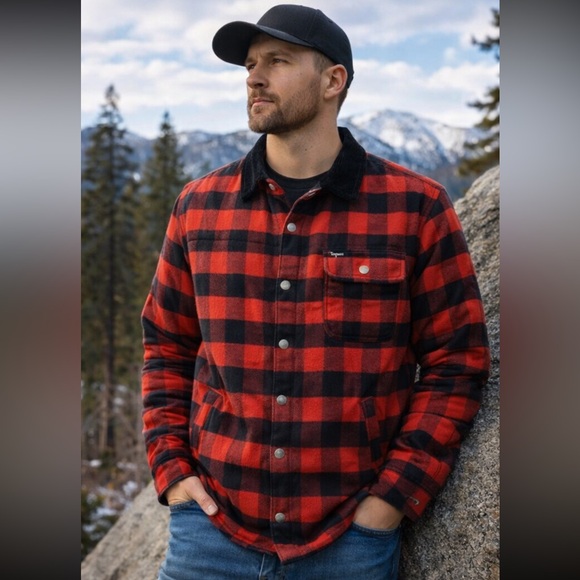 Brixton Cass Quilted Plaid Shirt jacket (Shacket) in Black and Red Size M